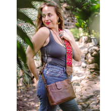 Load image into Gallery viewer, Daisy Bucket Bag in Mocha