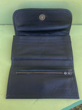 Load image into Gallery viewer, Womens Tri-fold Wallet 0009