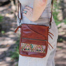 Load image into Gallery viewer, Señorita