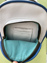Load image into Gallery viewer, Bonita Sling Over Bag 0010