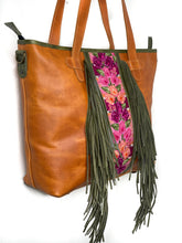 Load image into Gallery viewer, ISABELLA with Fringe Large Everyday Tote 0010