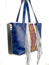 Load image into Gallery viewer, ISABELLA with Fringe Large Everyday Tote 0009