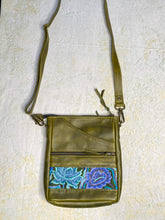 Load image into Gallery viewer, Señorita