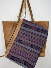 Load image into Gallery viewer, MoonLake Designs Isabella Large Everyday Tote behind removable compartment  
