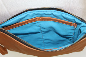 LOLA 0002