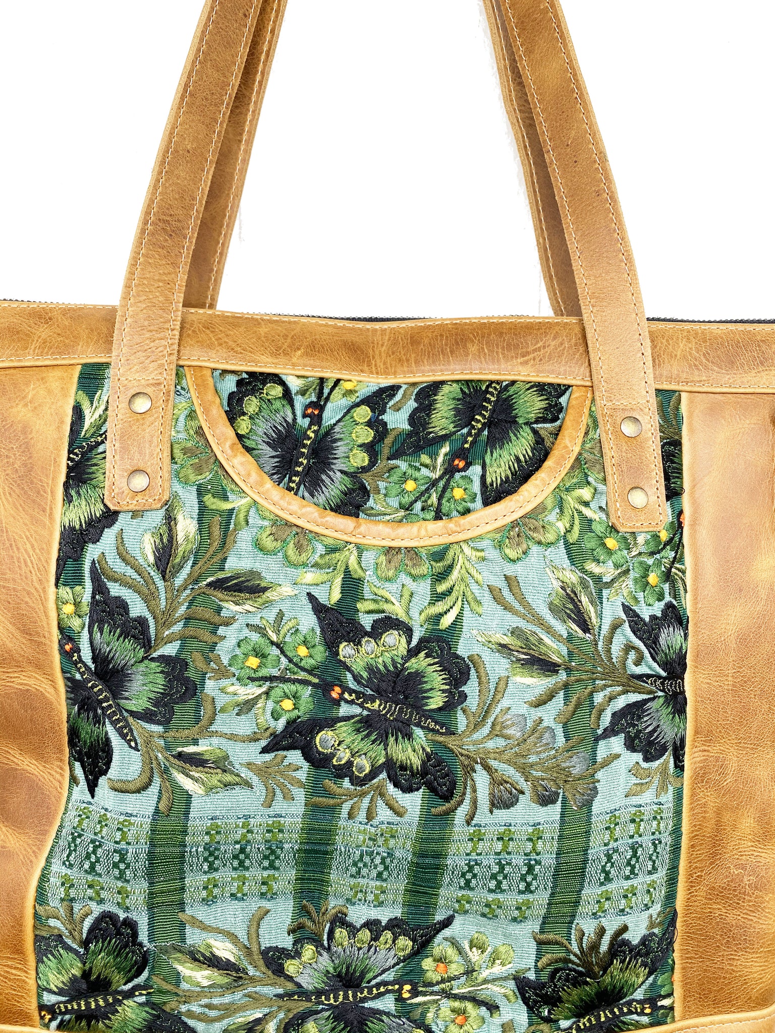 Tan / Cognac Leather tote bag with large outside pocket. The