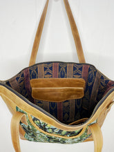 Load image into Gallery viewer, OLIVIA Large Tote 0001