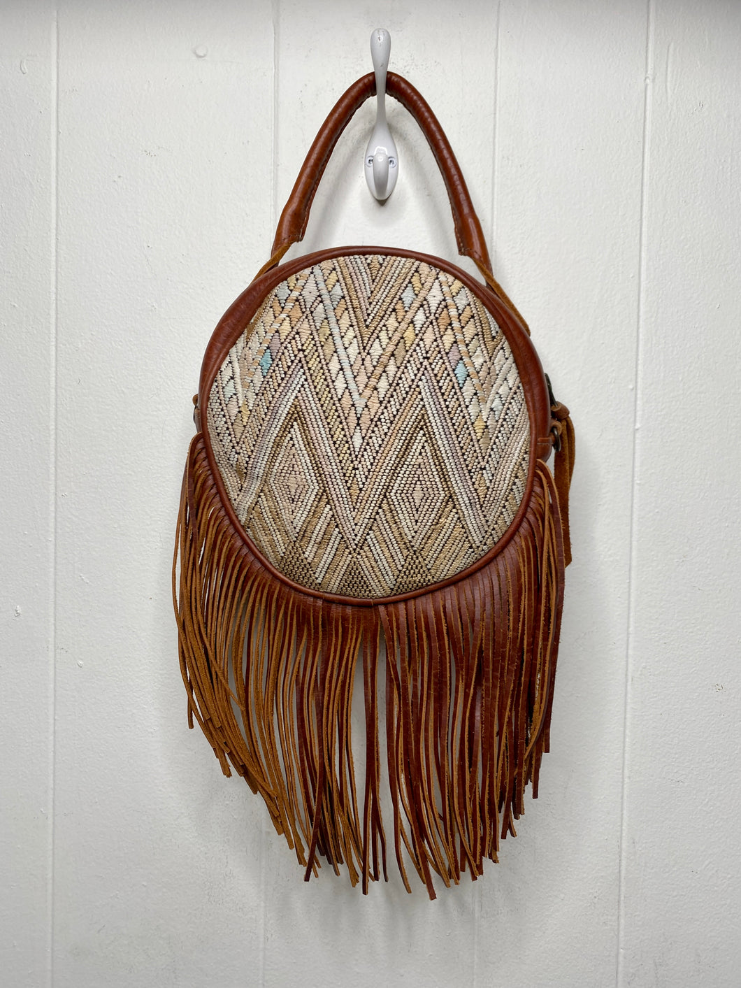 LUNA with Fringe Crossbody 0007