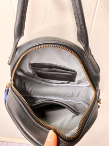 LUNA Crossbody 0002